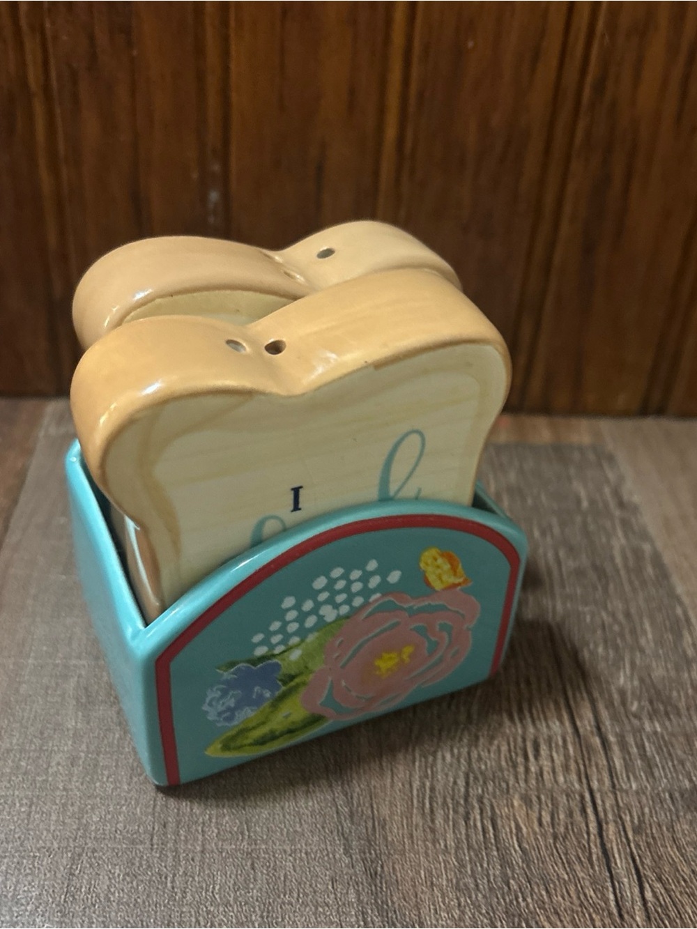 The Pioneer Woman Aqua and Cream Floral Heart Salt & Pepper Set with Holder
